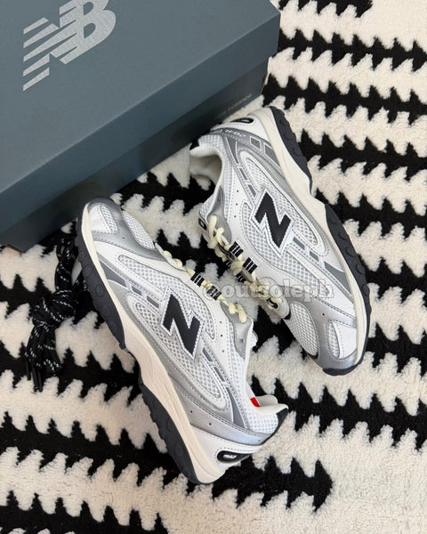 NB204L 'Silver Mettalic Black' For Men & Women