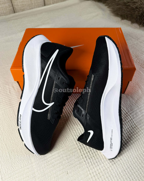 Pegasus 38 'Black White' For Men & Women