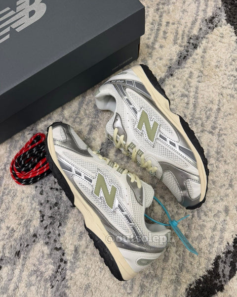 NB204L 'Silver Mettalic Sage' For Men & Women