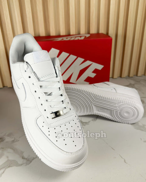 AF1 'Triple White' For Men & Women