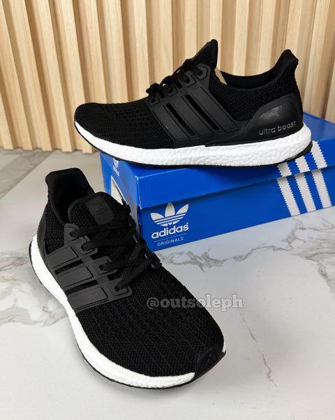 Ultraboost 4.0 'Black' For Men & Women