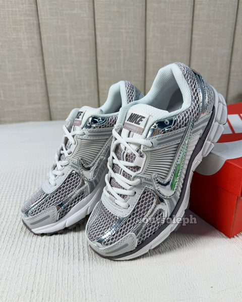 Vomero 5 'Metallic Silver Purple' For Women