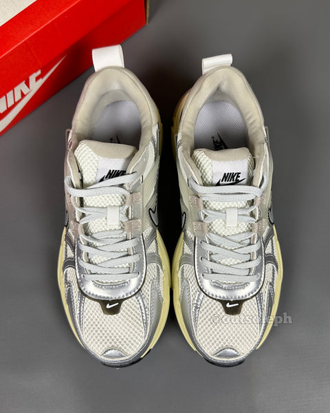 V2K 'Summit White Metallic White'  For Men & Women