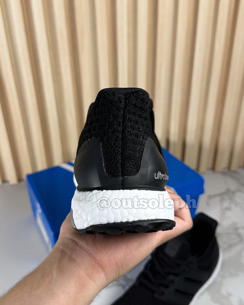 Ultraboost 4.0 'Black' For Men & Women