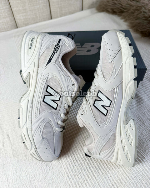 NB530 'Ivory White'  For Men & Women